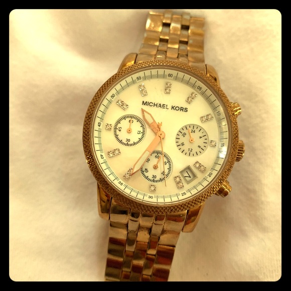 Men’s rose gold Michel kors watch - Picture 1 of 1
